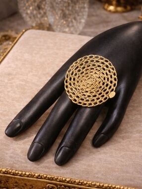 GAS BIJOUX PARIS STATEMENT DISC RING GOLD TONE MESH ADJUSTABLE RUNWAY